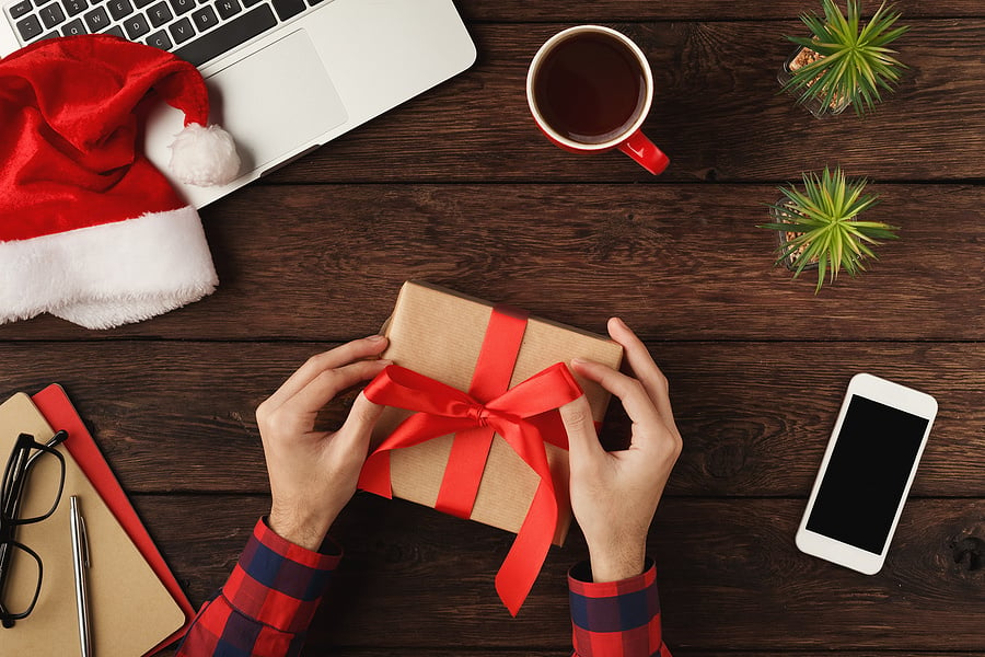 15 Employee Appreciation Ideas for the Holidays