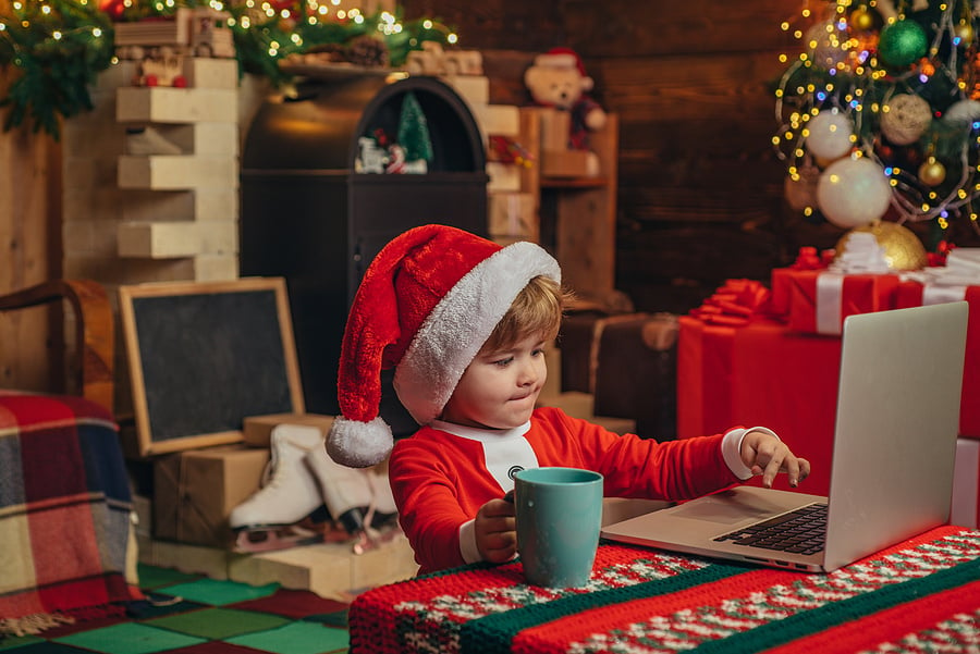 5 Very Merry Client Holiday Emails To Send This Year